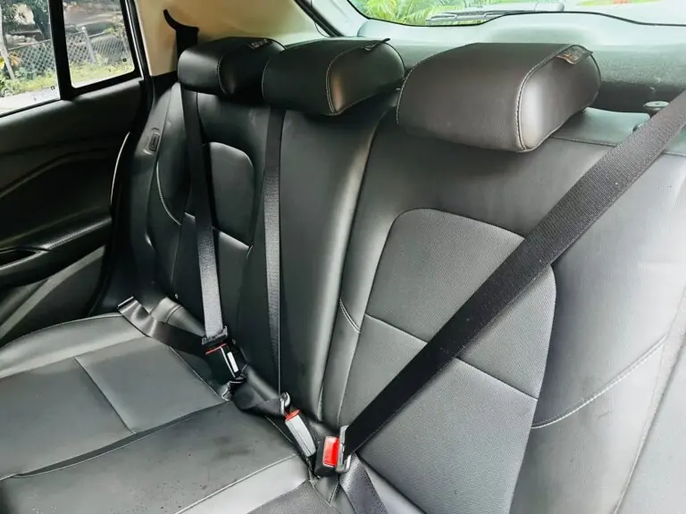 GM - Chevrolet ONIX HATCH PREM. 1.0 12V TB Flex 5p Aut. 2025 - Idroovecar