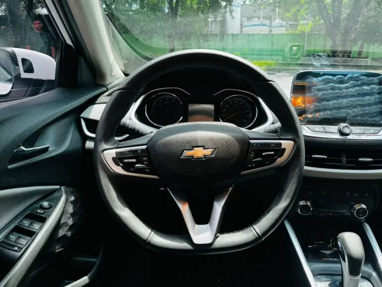 GM - Chevrolet ONIX HATCH PREM. 1.0 12V TB Flex 5p Aut. 2025 - Idroovecar