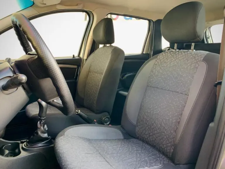 Renault DUSTER Expression 1.6 Hi-Flex 16V Mec. 2015 - Idroovecar