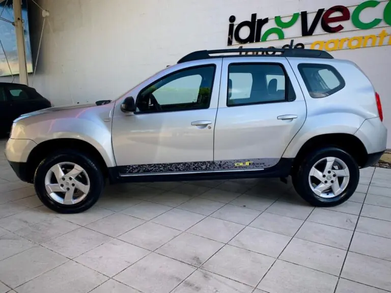 Renault DUSTER Expression 1.6 Hi-Flex 16V Mec. 2015 - Idroovecar