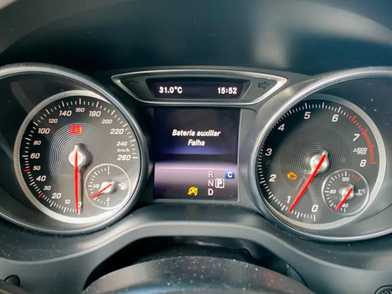 Mercedes-Benz CLA-180 1.6 16V 122cv Aut. 2018 – Idroovecar Mercedes-Benz CLA-180 1.6 16V 122cv Aut. 2018 - Idroovecar