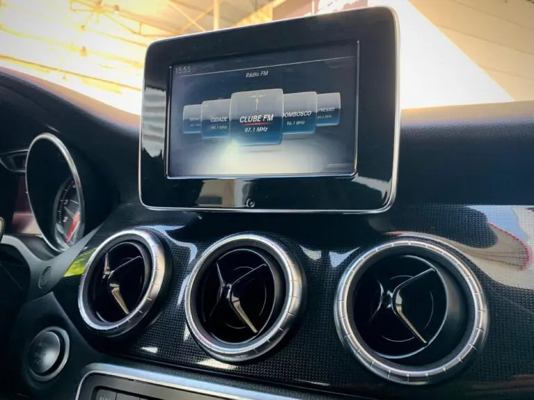 Mercedes-Benz CLA-180 1.6 16V 122cv Aut. 2018 – Idroovecar Mercedes-Benz CLA-180 1.6 16V 122cv Aut. 2018 - Idroovecar