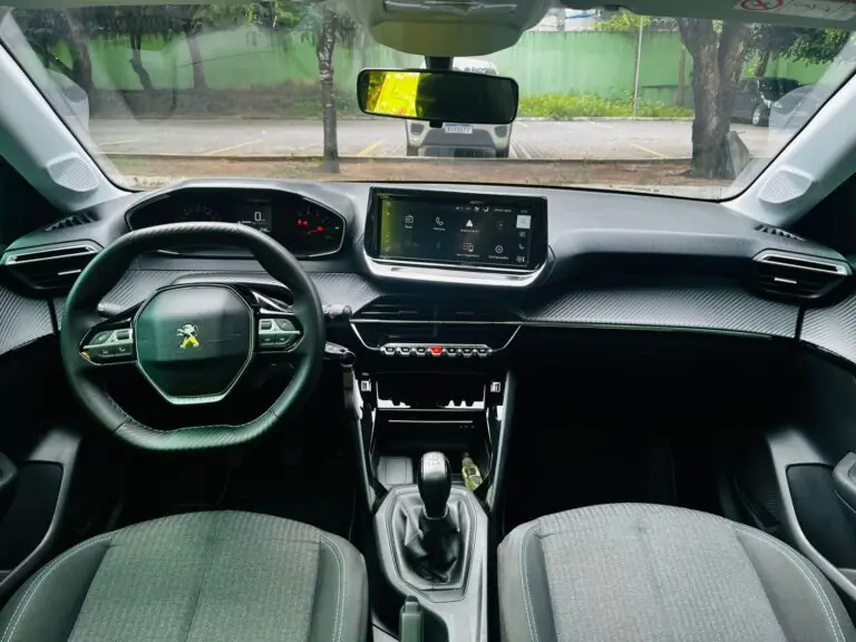 Peugeot 208 Style 1.0 Flex 6V 5p Mec. 2023 - Idroovecar