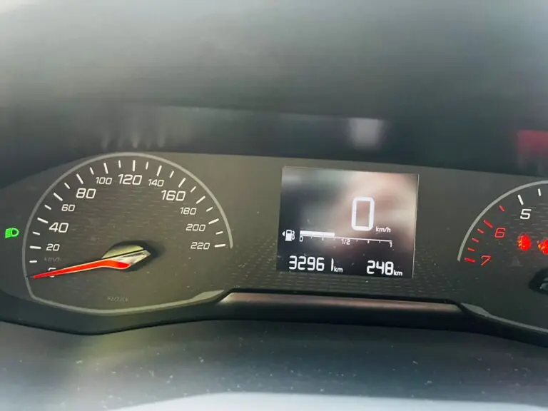 Peugeot 208 Style 1.0 Flex 6V 5p Mec. 2023 - Idroovecar