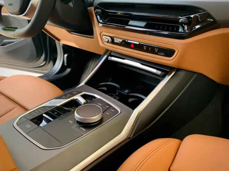 BMW 320iA 2.0 Turbo/ActiveFlex 16V/GP 4p 2025 - Idroovecar