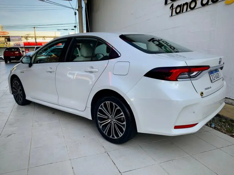 Toyota Corolla Altis Prem. 1.8 Aut. (Híbrido) 2022 - Idroovecar