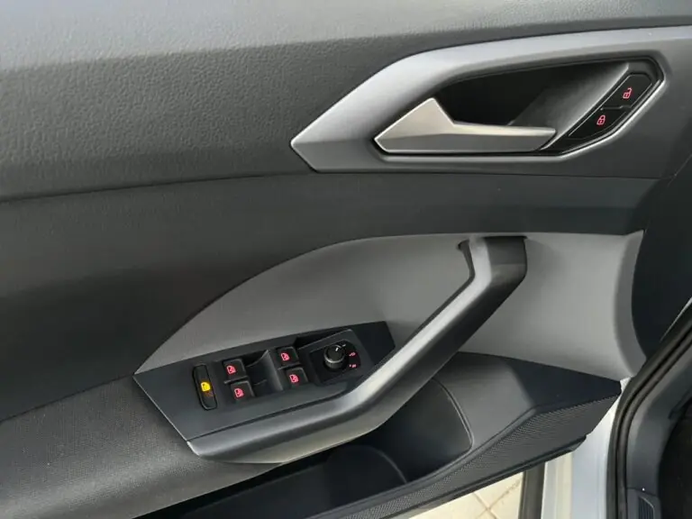 VW - VolksWagen T-Cross 200 TSI 1.0 Flex 12V 5p Aut. 2023 - Idroovecar