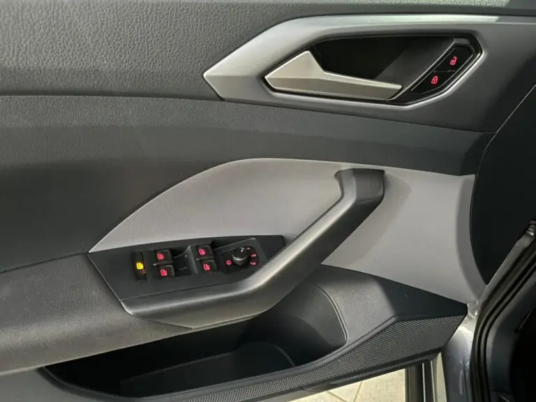 VW - VolksWagen T-Cross 200 TSI 1.0 Flex 12V 5p Aut. 2024 - Idroovecar