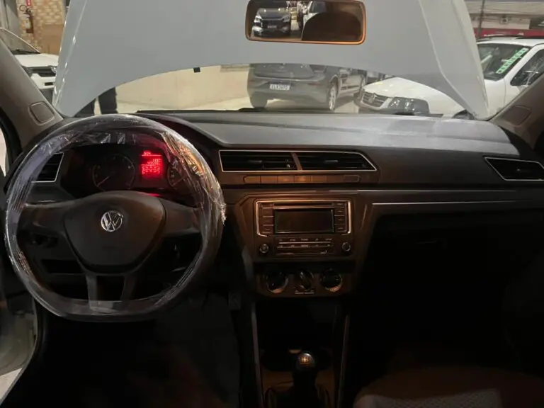 VW - VolksWagen VOYAGE 1.0 Flex 12V 4p 2023 - Idroovecar