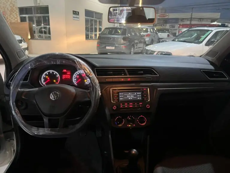 VW - VolksWagen VOYAGE 1.0 Flex 12V 4p 2023 - Idroovecar