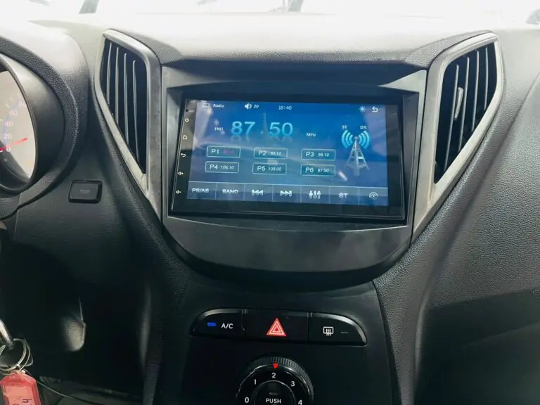 Hyundai HB20S Copa do Mundo 1.0 Flex 12V Mec. 2014 - Idroovecar