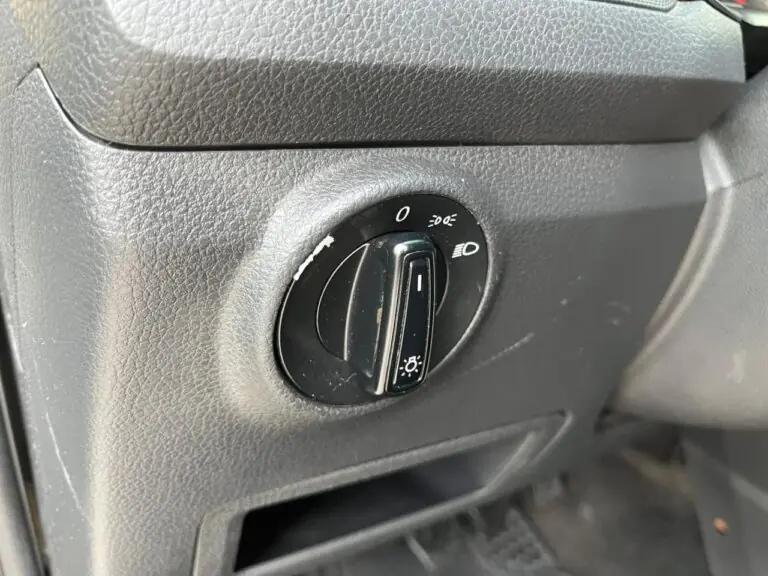 VW - VolksWagen Gol 1.0 Flex 12V 5p 2021 - Idroovecar