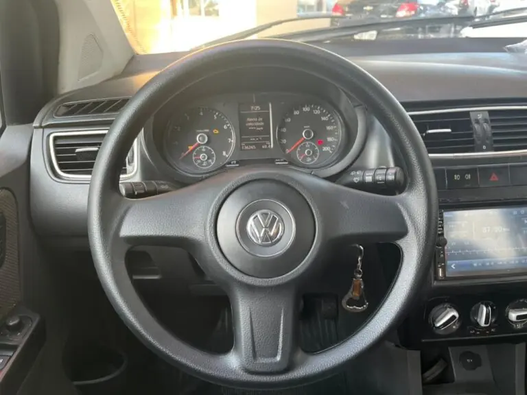 VW – VolksWagen Fox 1.0 Mi Total Flex 8V 5p 2011 – Idroovecar VW - VolksWagen Fox 1.0 Mi Total Flex 8V 5p 2011 - Idroovecar