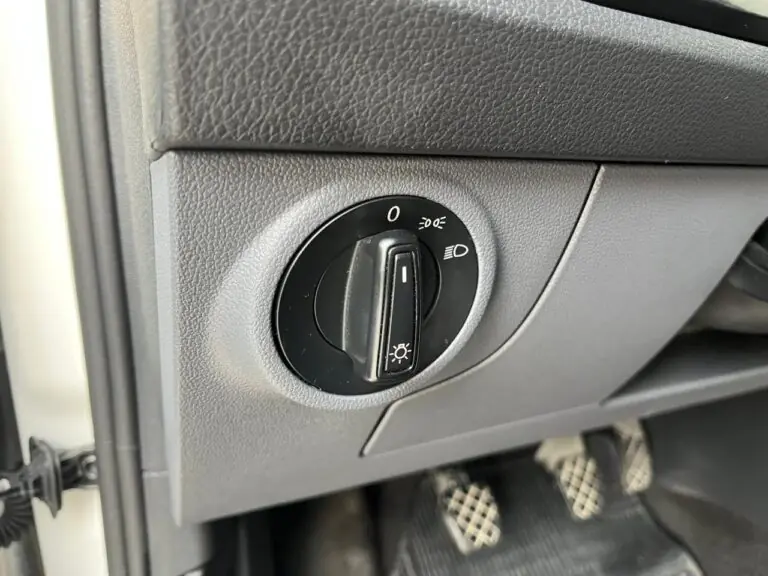 VW – VolksWagen Polo Track 1.0 Flex 12V 5p 2025 – Idroovecar VW - VolksWagen Polo Track 1.0 Flex 12V 5p 2025 - Idroovecar