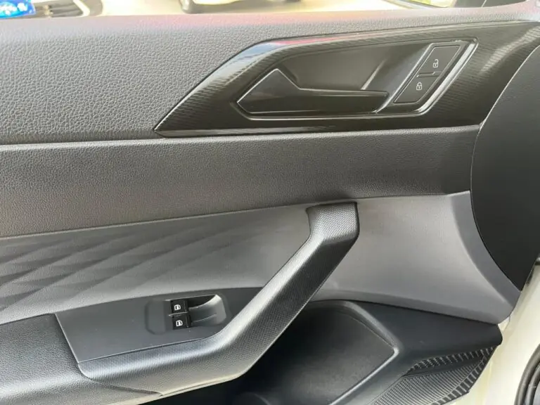 VW – VolksWagen Polo Track 1.0 Flex 12V 5p 2025 – Idroovecar VW - VolksWagen Polo Track 1.0 Flex 12V 5p 2025 - Idroovecar