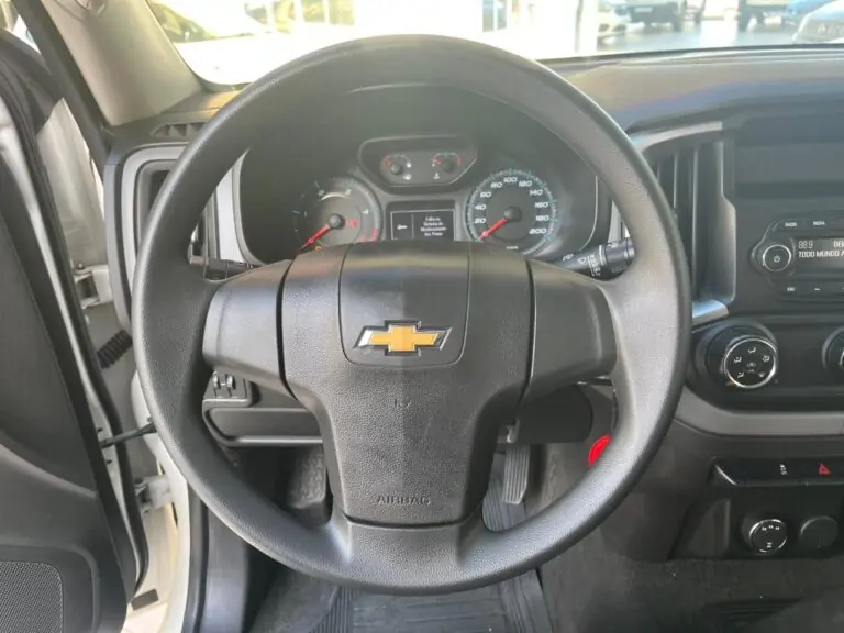 GM - Chevrolet S10 Pick-Up LS 2.8 TDI 4x2 CD Dies. Mec. 2022 - Idroovecar