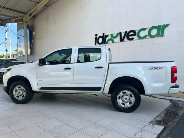 GM - Chevrolet S10 Pick-Up LS 2.8 TDI 4x2 CD Dies. Mec. 2022 - Idroovecar