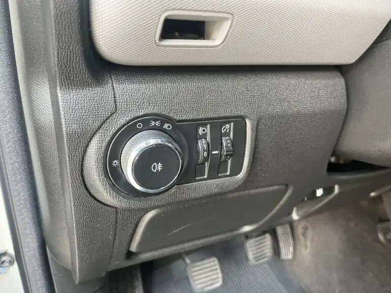 GM - Chevrolet S10 Pick-Up LS 2.8 TDI 4x2 CD Dies. Mec. 2022 - Idroovecar