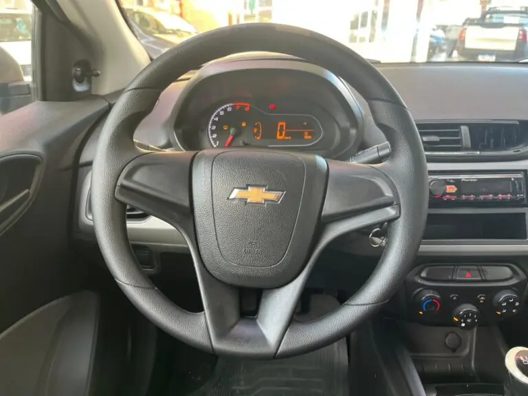 GM - Chevrolet ONIX HATCH Joy 1.0 8V Flex 5p Mec. 2017 - Idroovecar