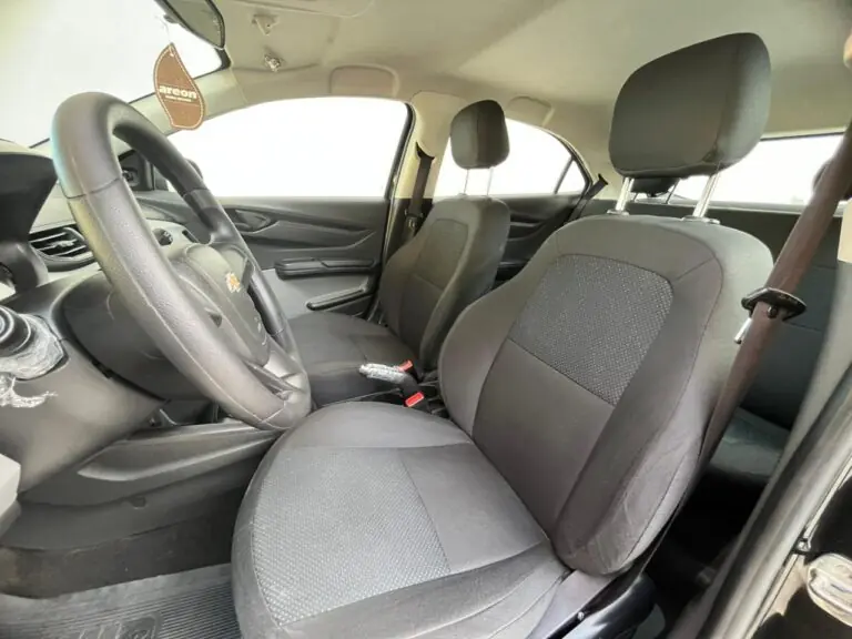 GM - Chevrolet ONIX HATCH Joy 1.0 8V Flex 5p Mec. 2017 - Idroovecar